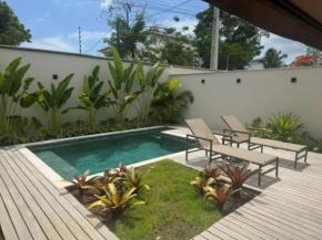 Casa Alegria - Conforto em condomínio com piscina exclusiva